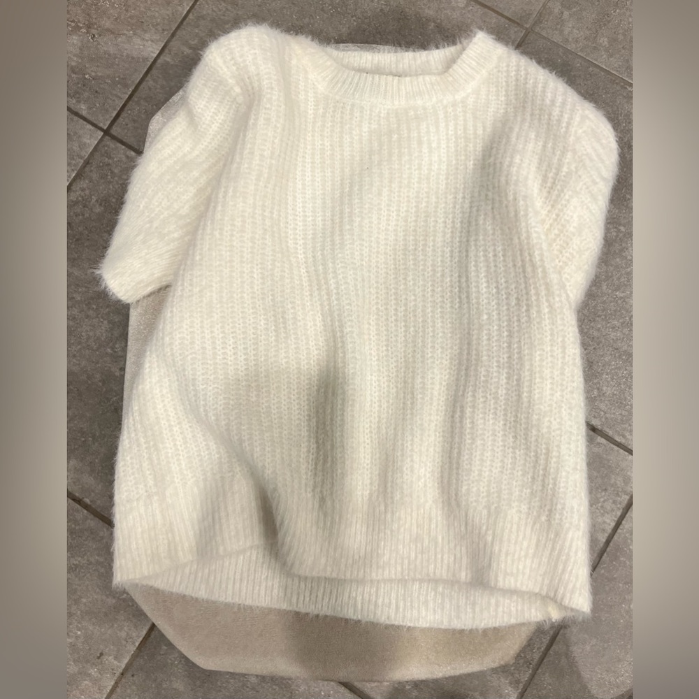 Fuzzy shirt (crop)
